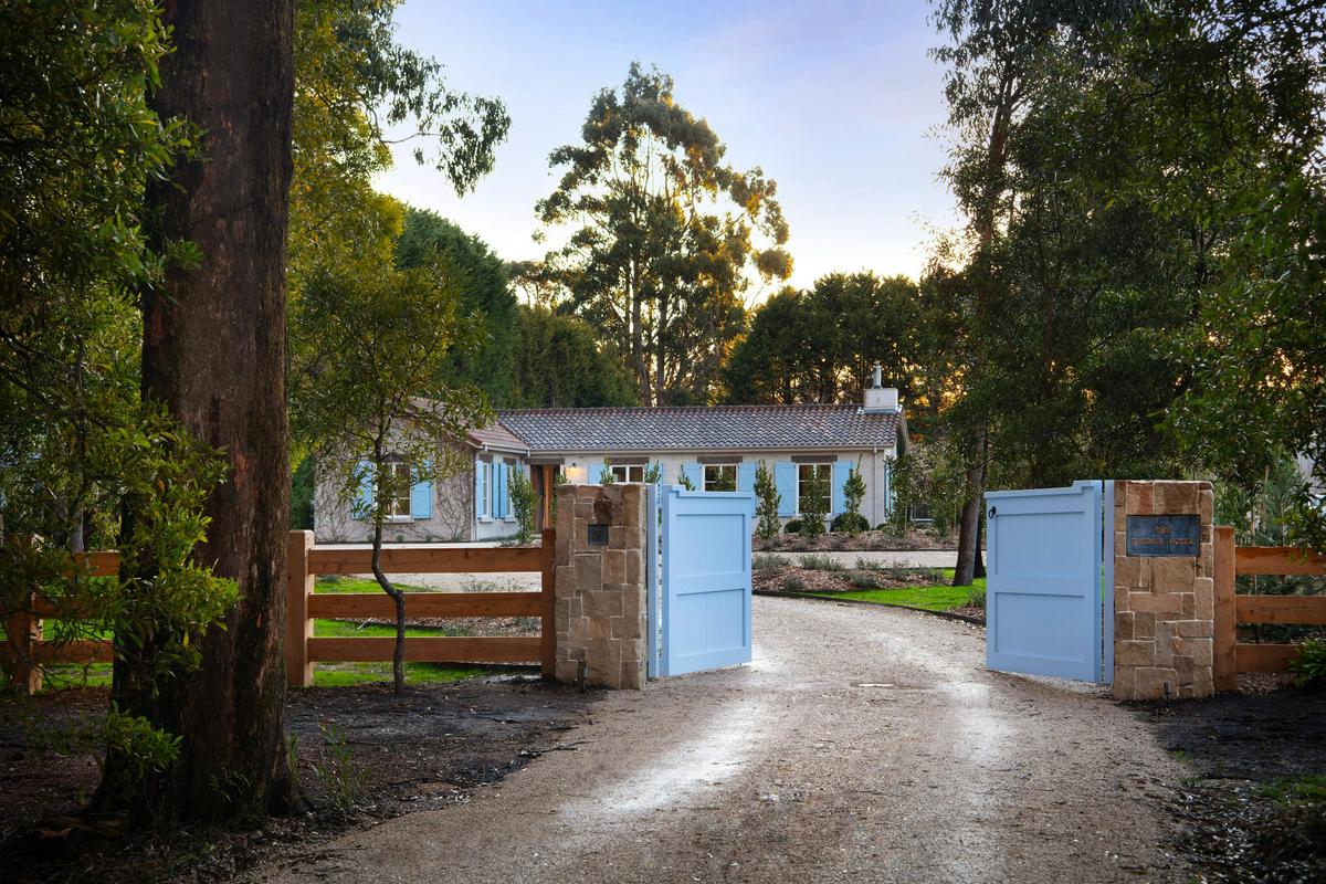 Entering The French House Trentham