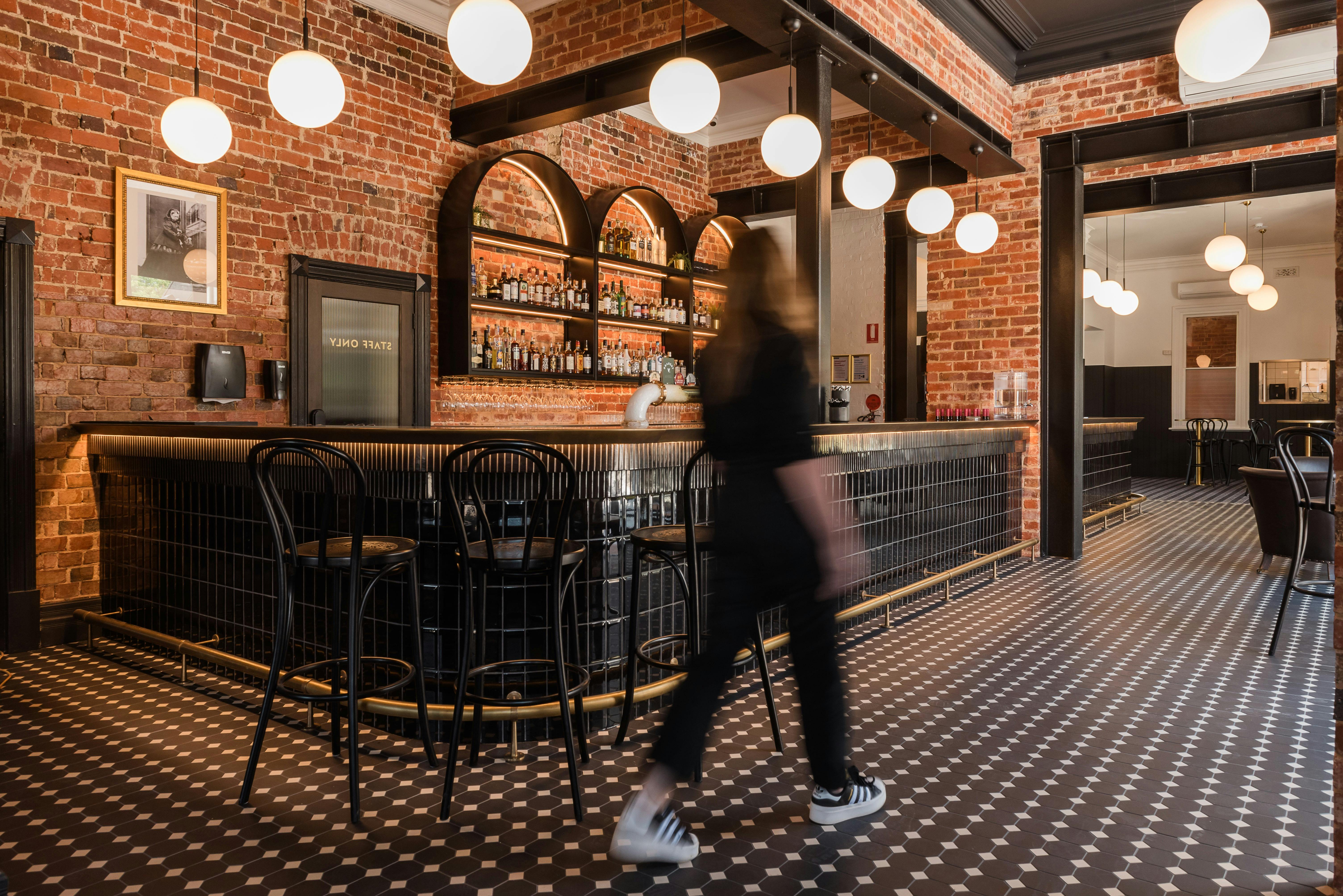 Public Bar at The Victoria Hotel Rutherglen