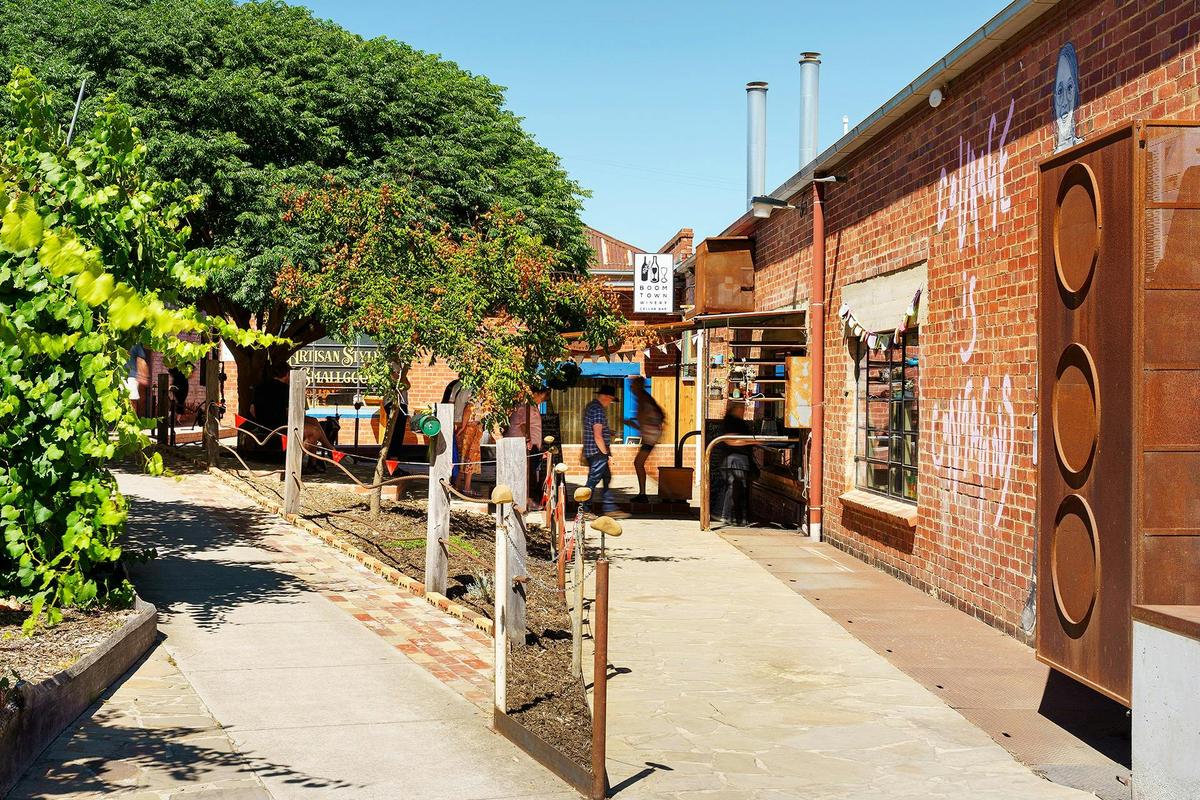 Smooth paths connect visitor attractions around The Mill Castlemaine site