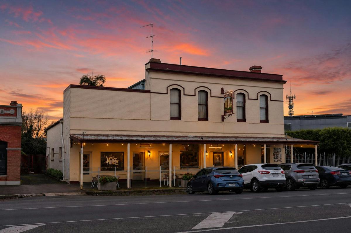 Mallow Hotel Ballarat
