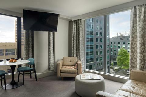 One Bedroom Deluxe Suite