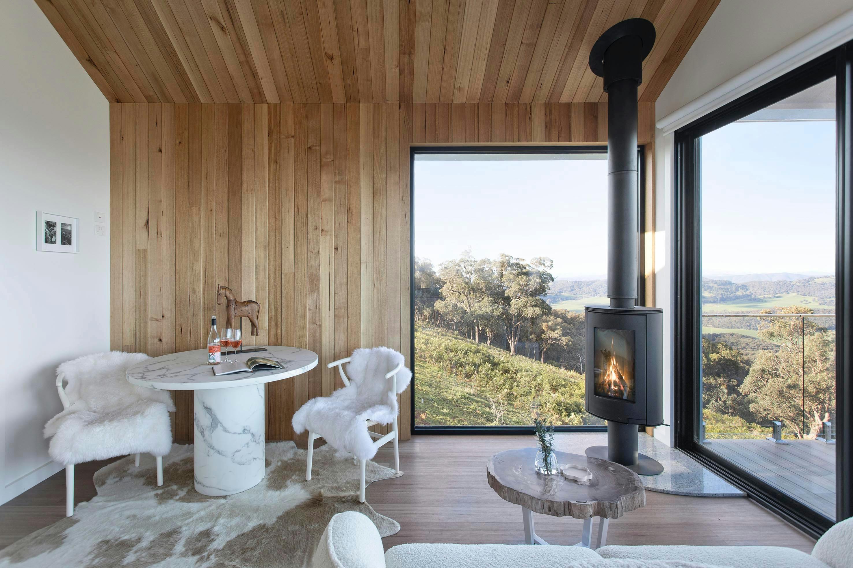 Living at The Lookout by Mt Bellevue