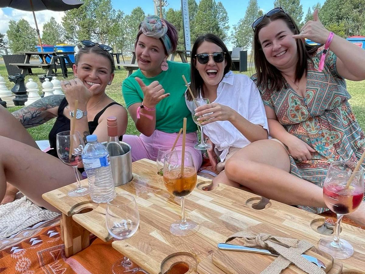 Wine tour guests enjoying The Tastes of Rutherglen