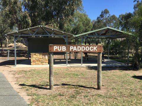 The Pub Paddock - Longwood