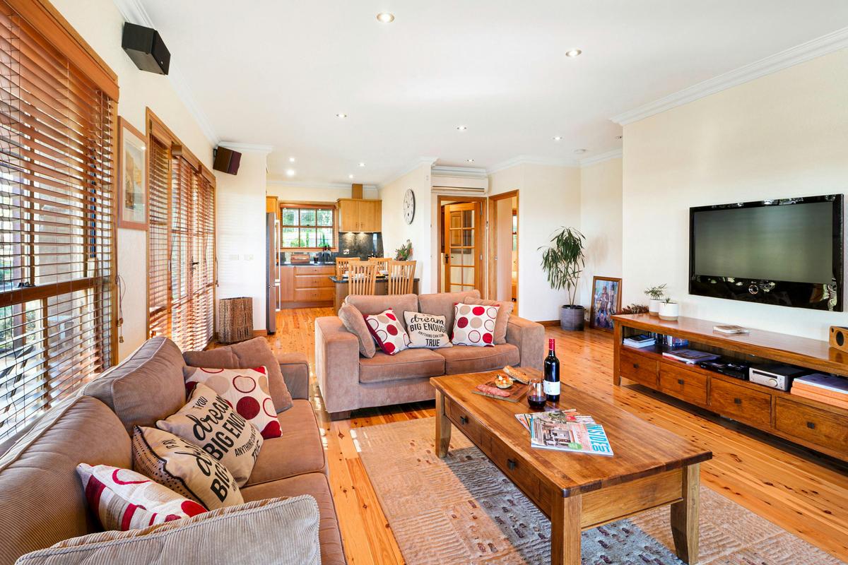 A View to a Hill - Living area