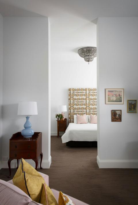 The Provincial Hotel and Restaurant Lola