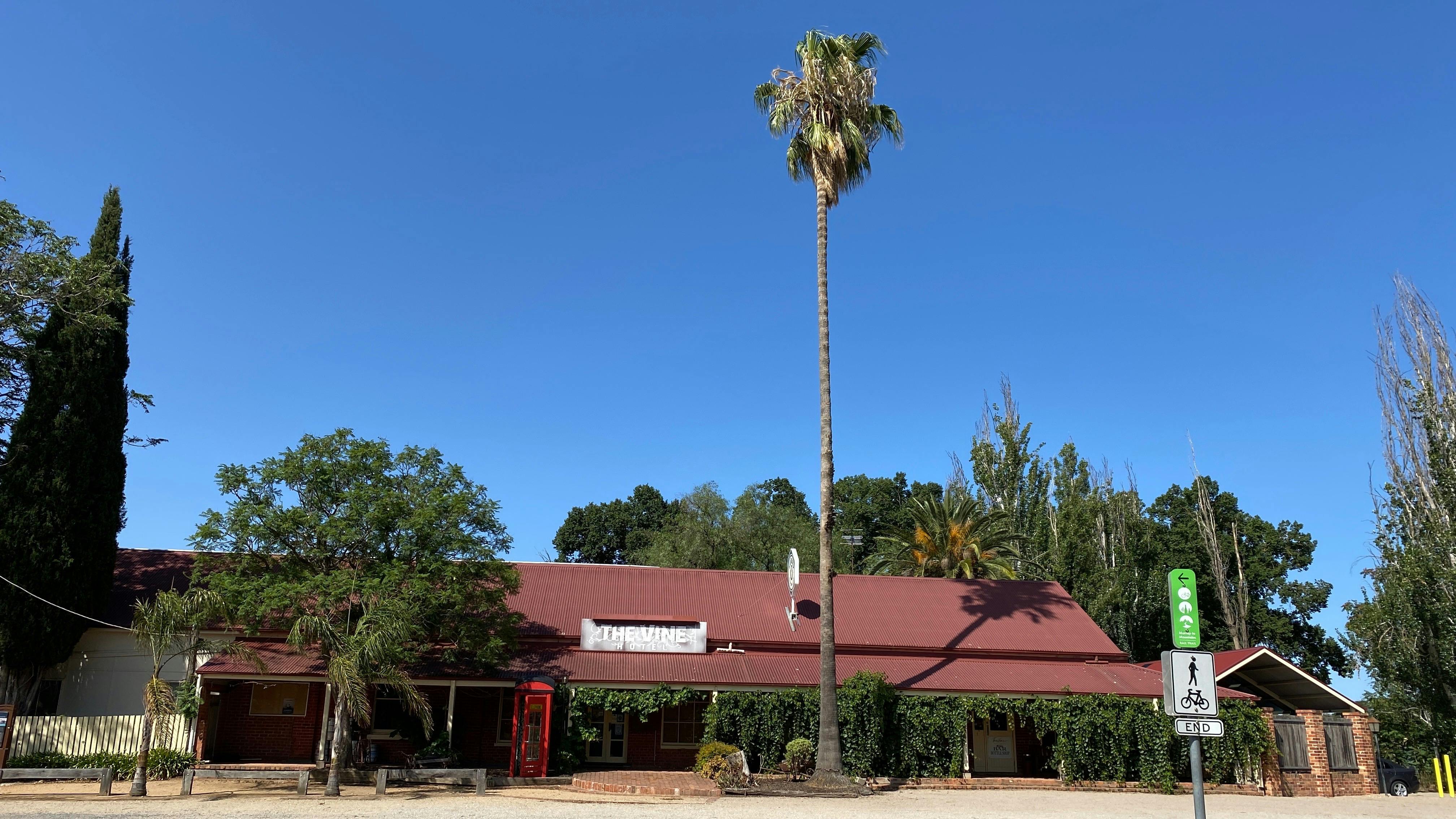 Outside of The Vine Hotel Wangaratta