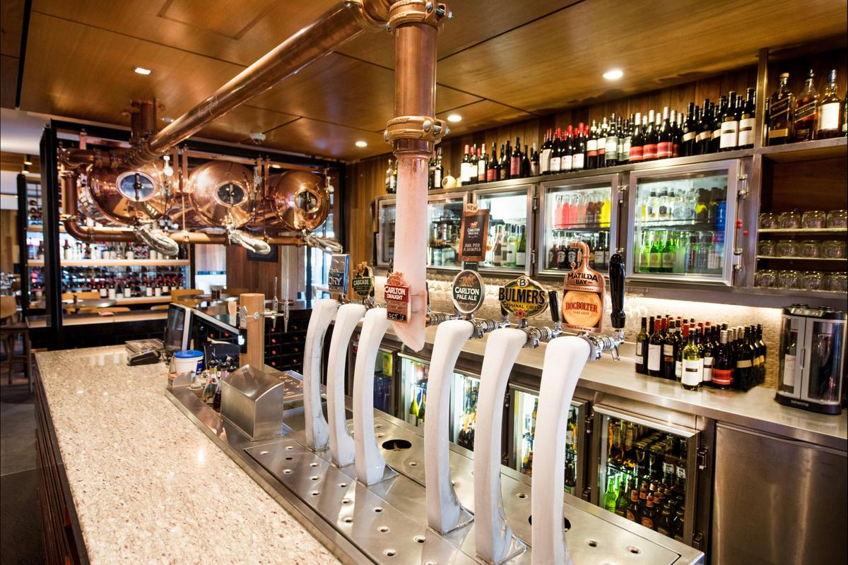 Red Lion Bar