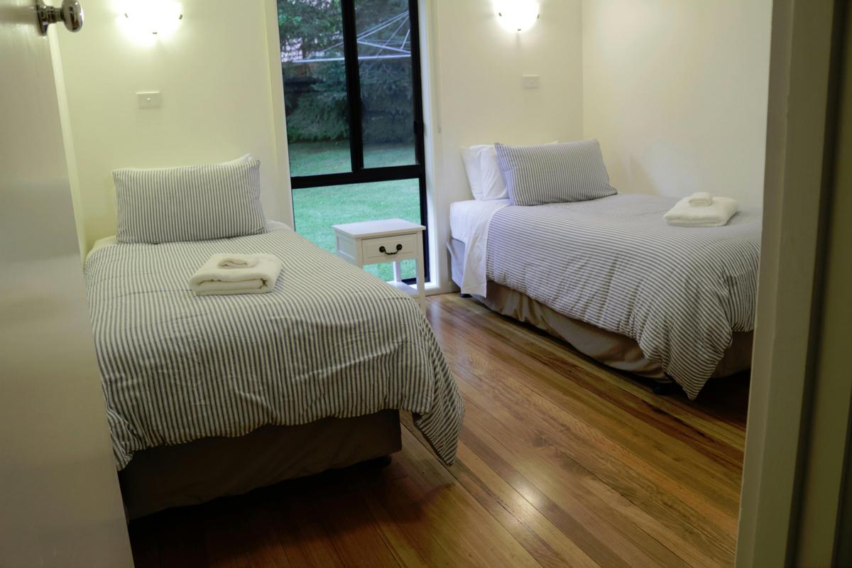 second bedroom 2 king singles