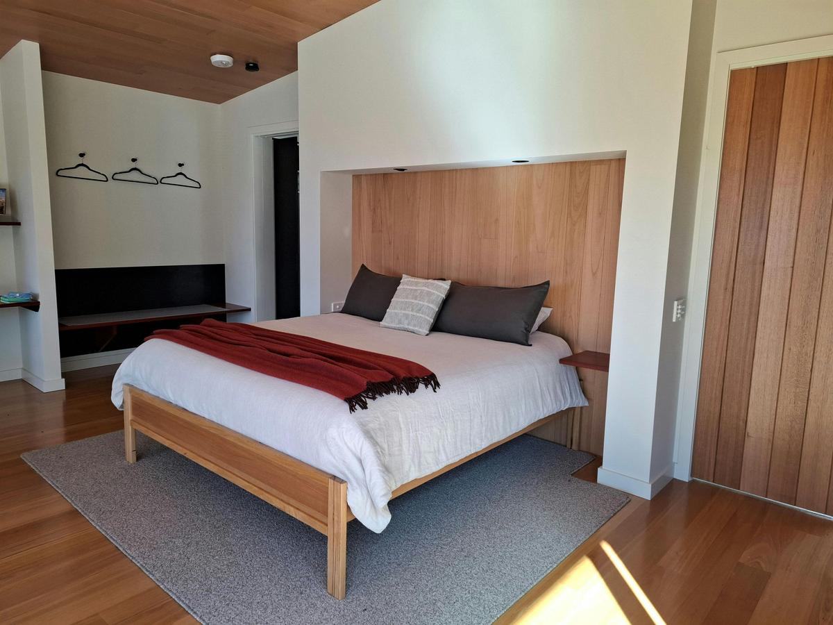 King bed