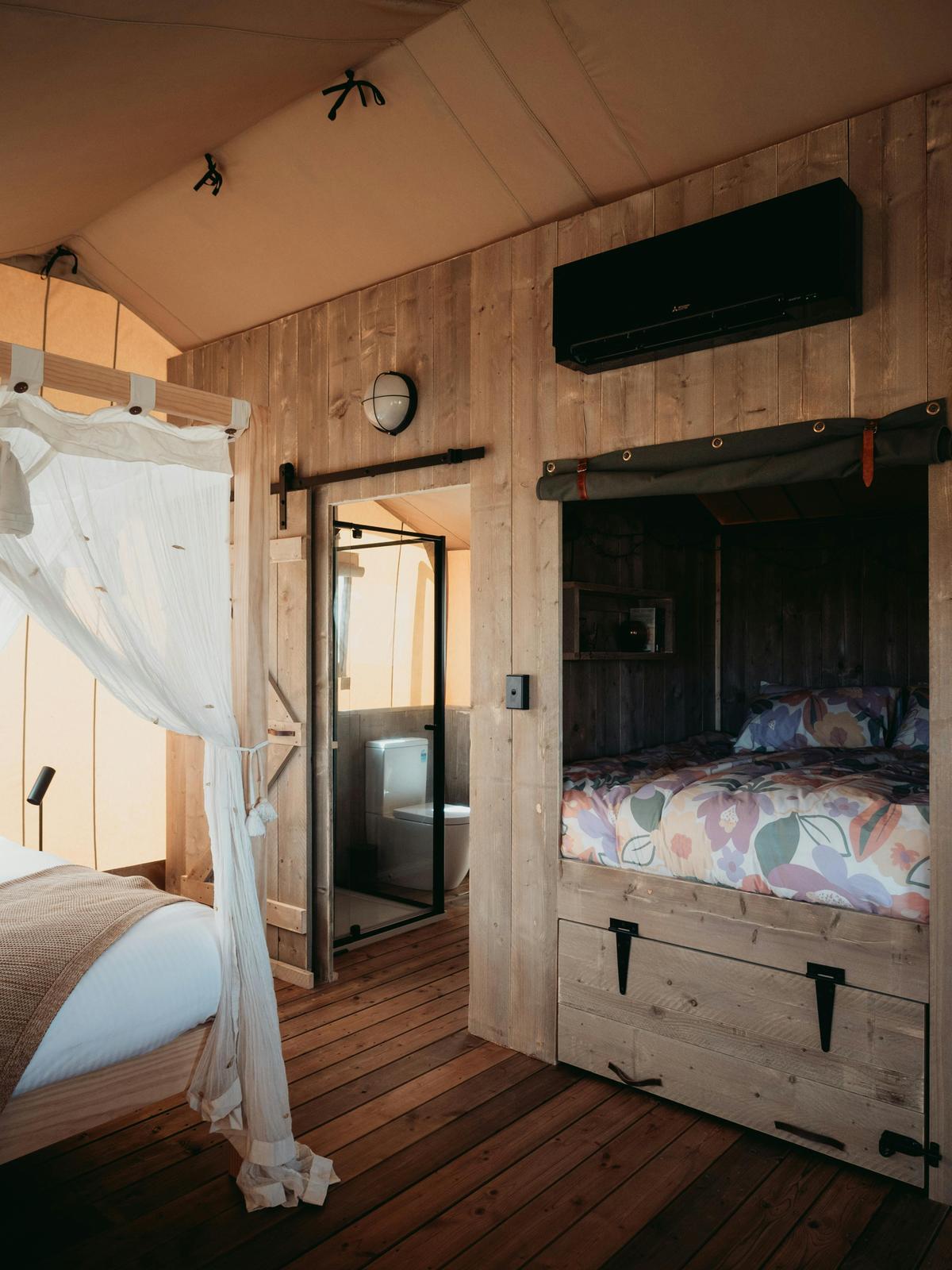Internal bathroom and sleeping nook