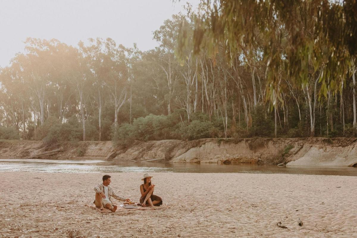 Picnic at Thompson's Beach