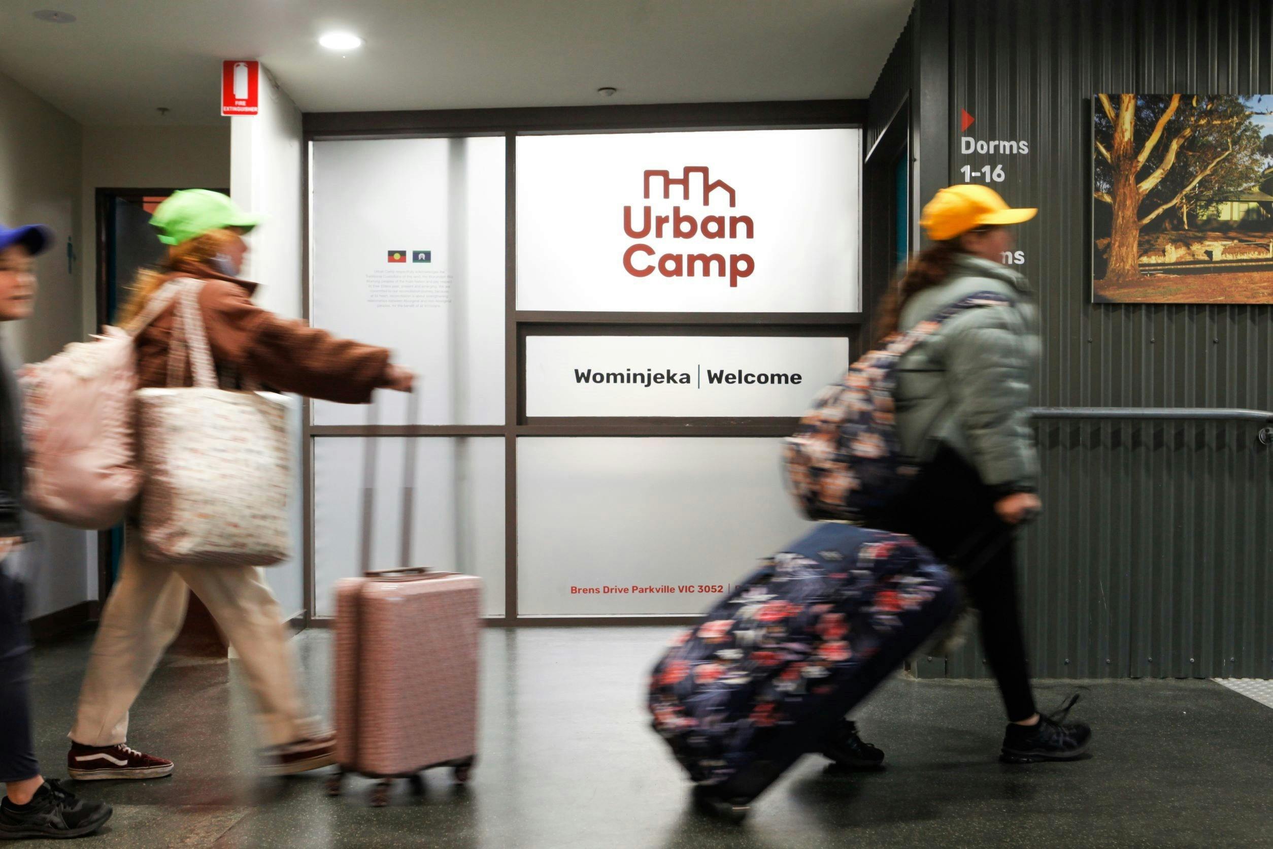 Students arriving at Urban Camp