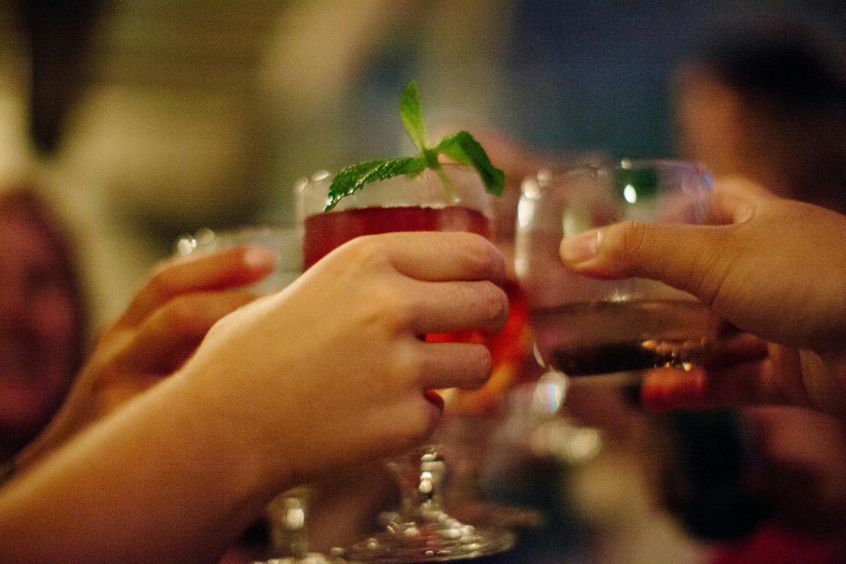 We finish our Foodie Discovery Walk in bar locals love.