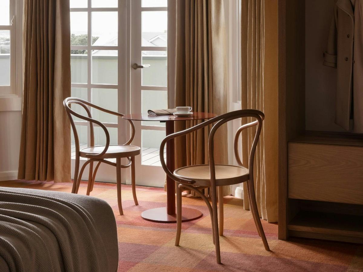 Accomodation in The Barwon Heads Golf Clubhouse