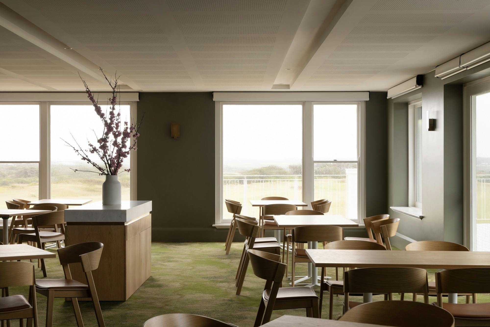 The Links Room inside the Clubhouse