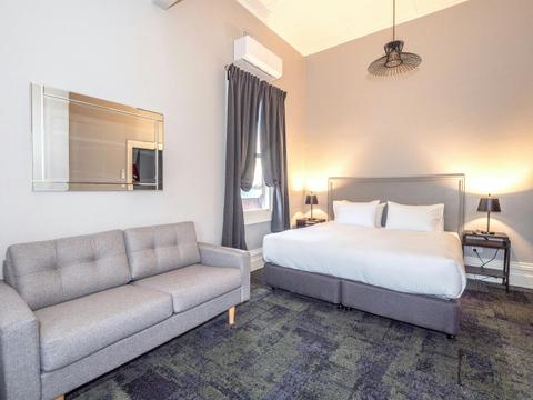 Telegraph Hotel, Numurkah Victoria - Family Room, Ensuite