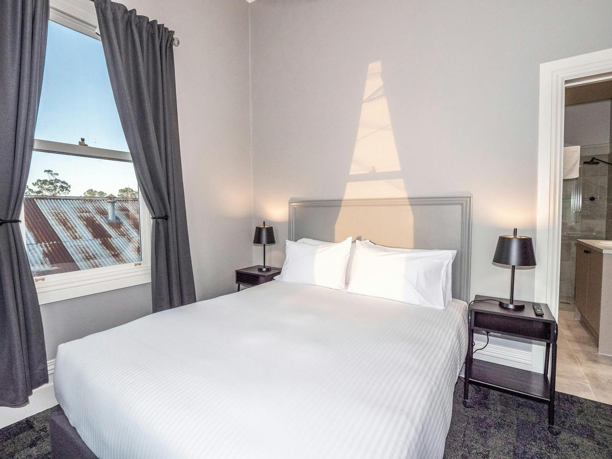 Telegraph Hotel, Numurkah Victoria - Queen Room