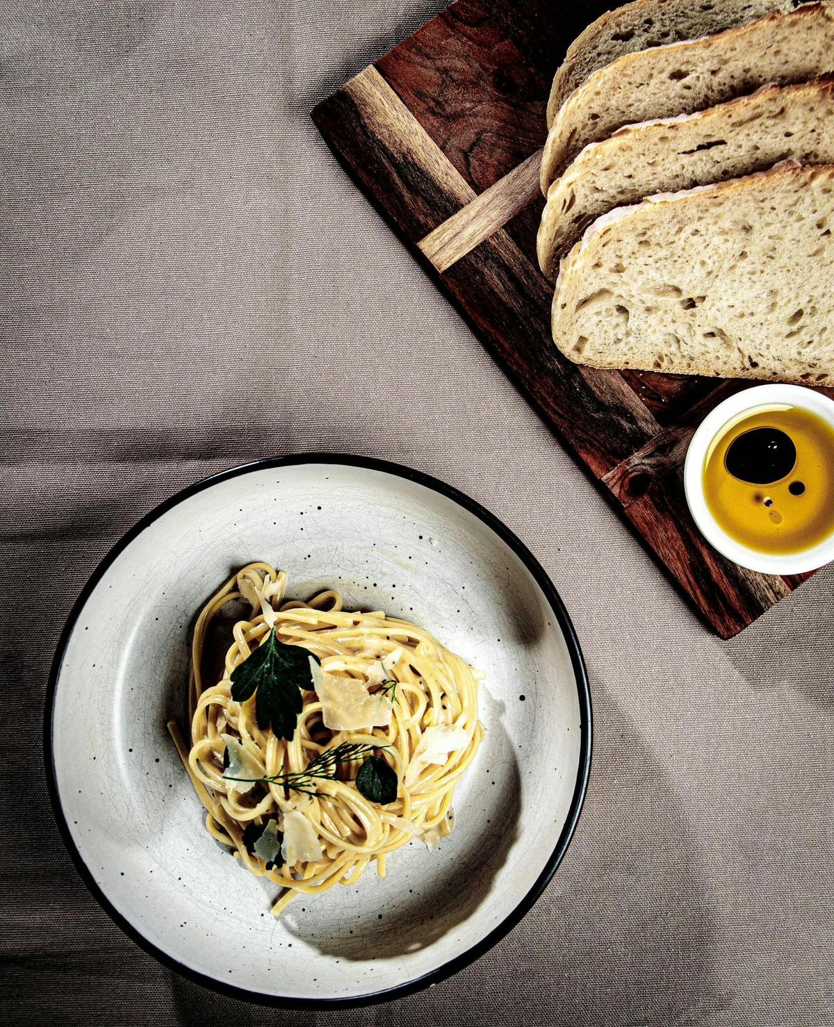 Cacio e Pepe with Turret Bakehouse Bread
