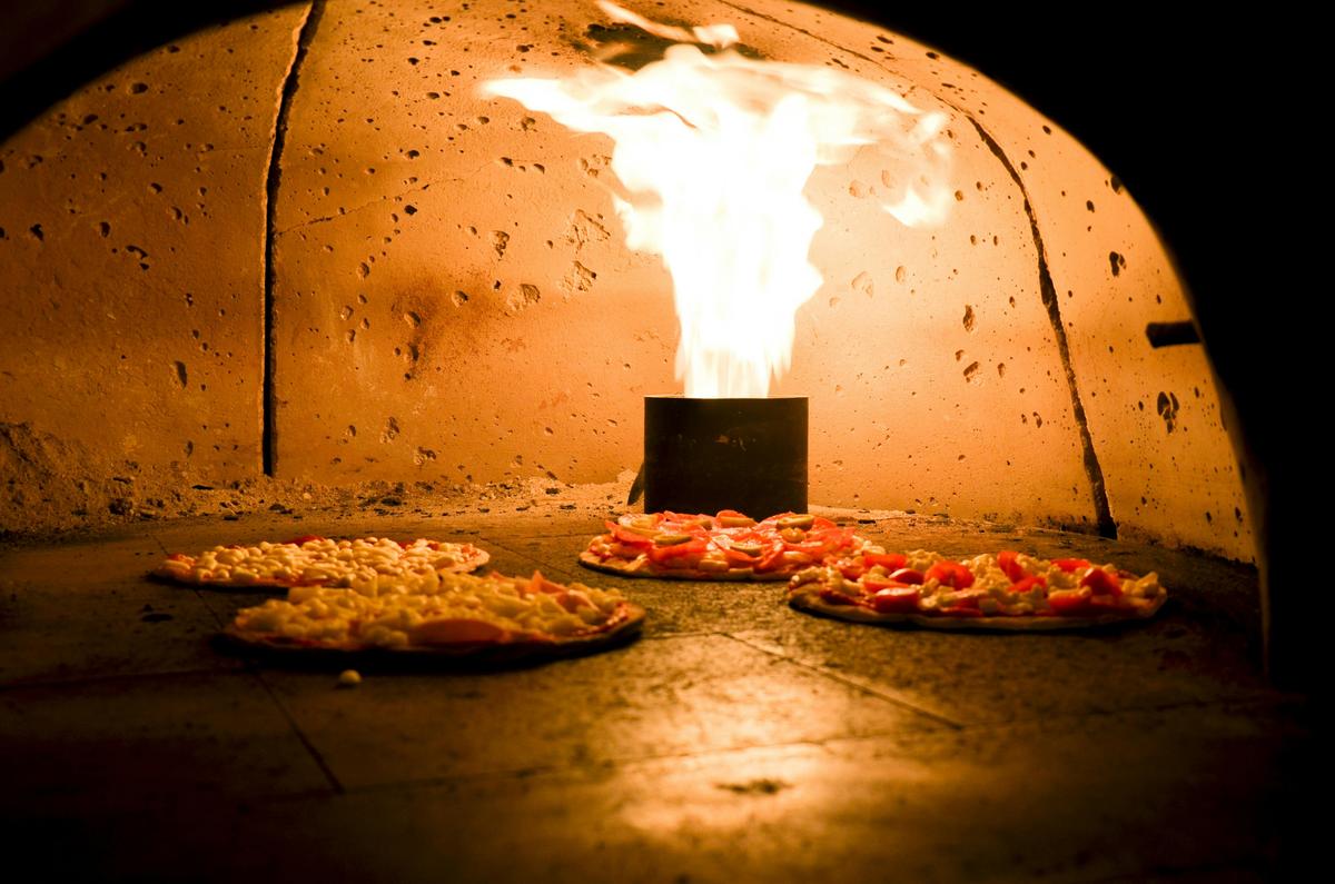 Wood Fired Pizza at Two Bays Brewery
