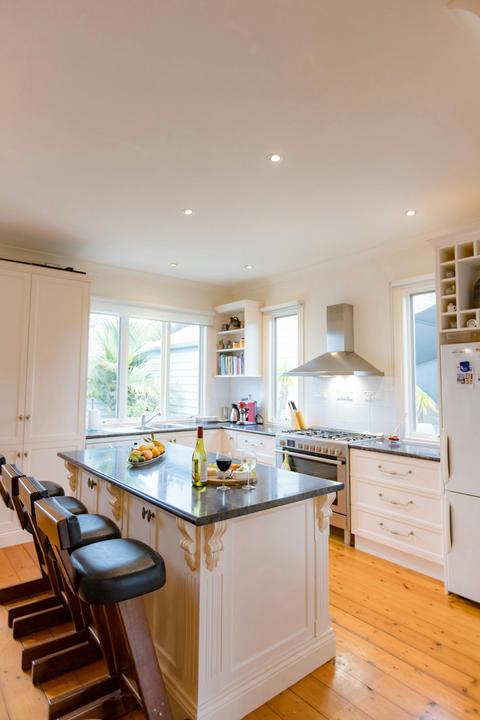 Fully appointed Gourmet Kitchen