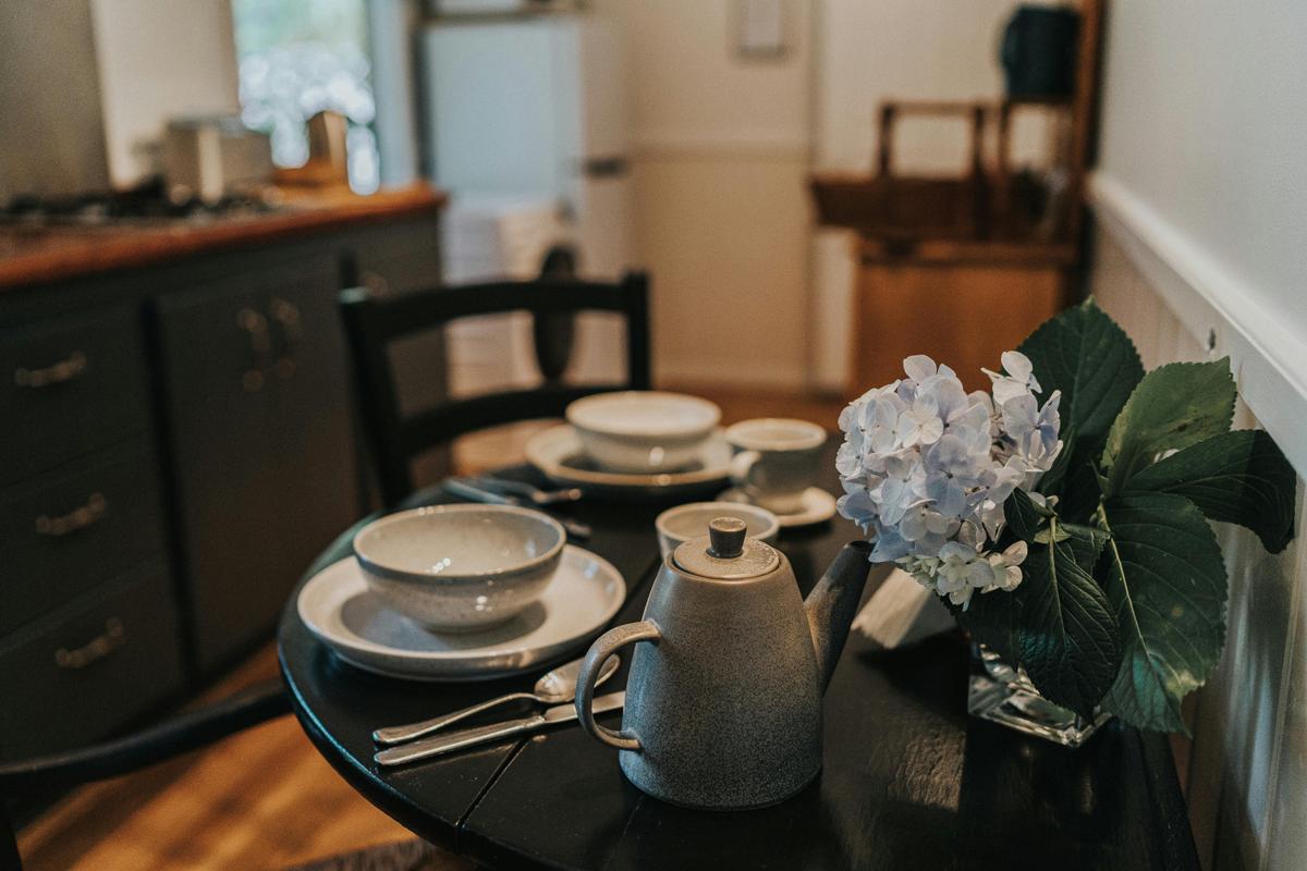 Wild Orchid Olinda Cottage Forest Retreat Kitchen