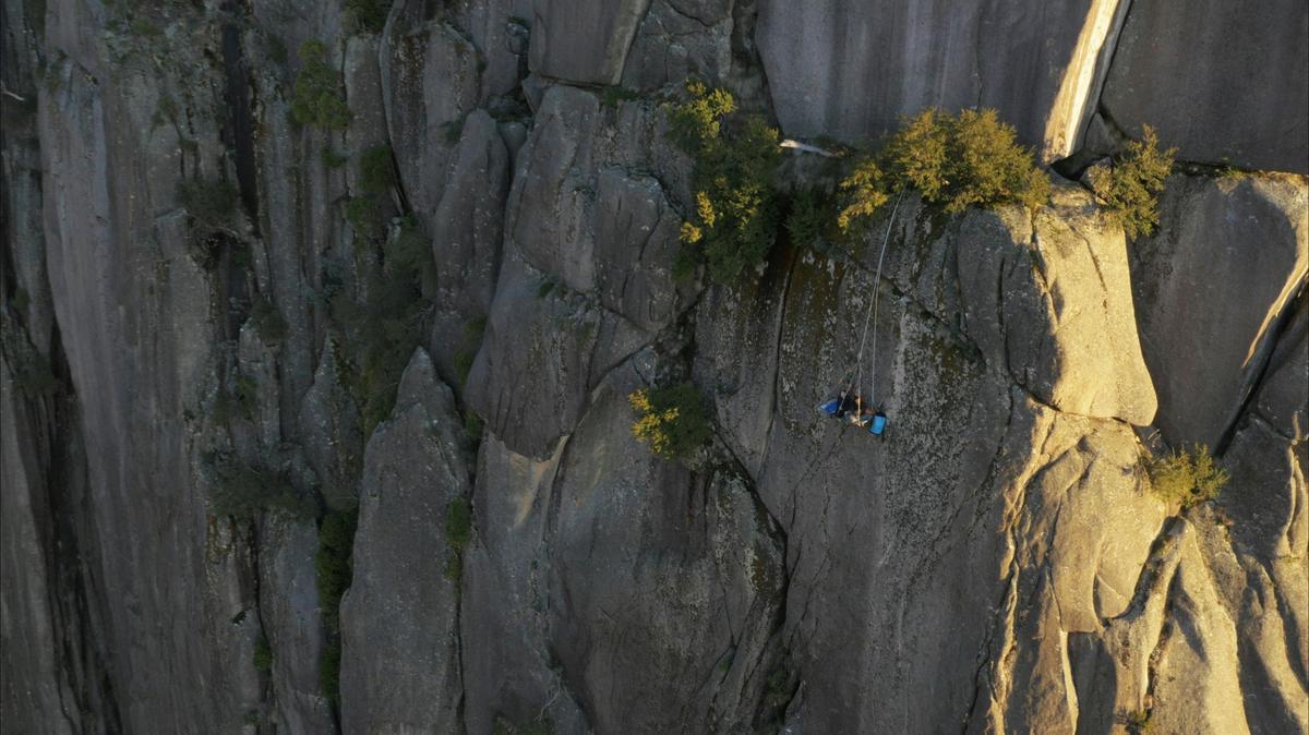 Unleashed-Unlimited Sitting on Portaledge