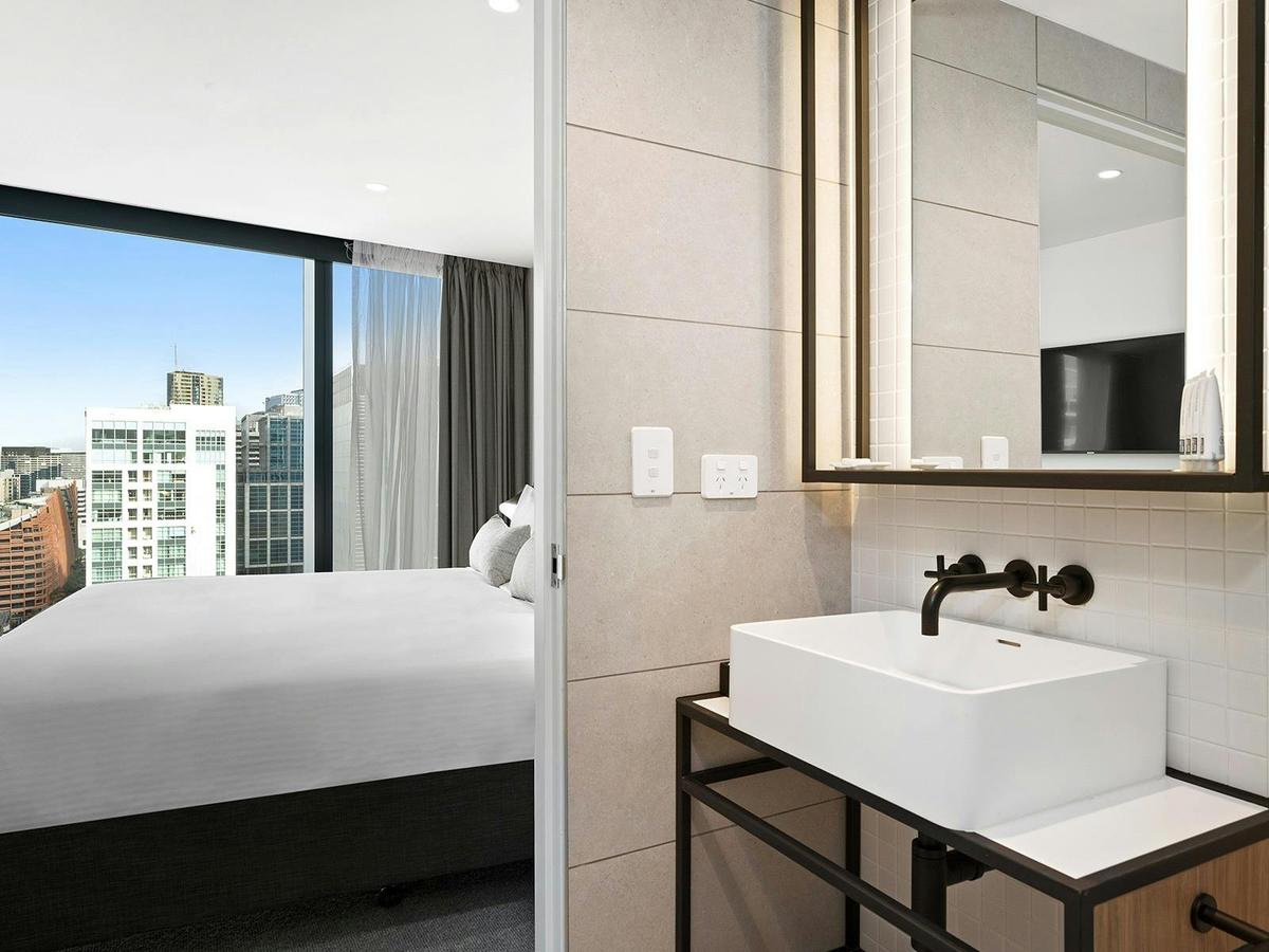 Vibe Hotel Melbourne