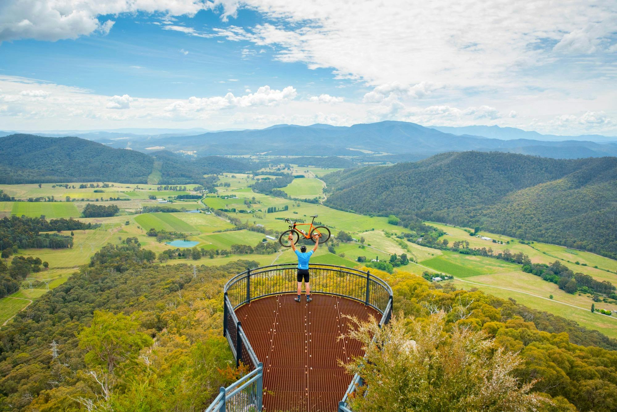 King Valley Powers Lookout over the King Valley