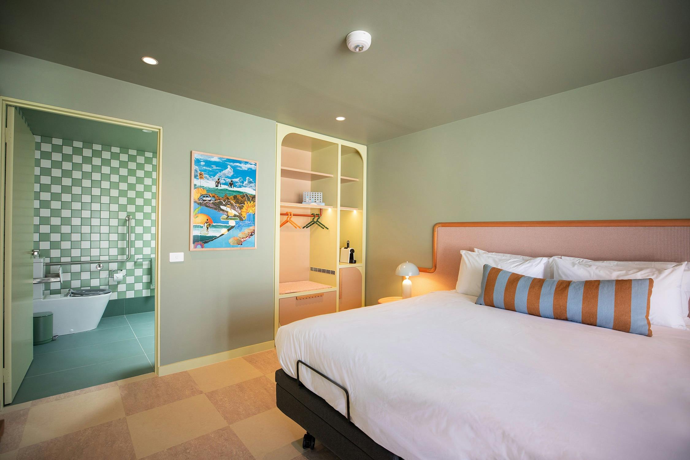 The Monty Anglesea classic accessible room wide