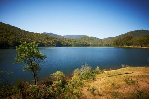 Whitfield to Lake William Hovell