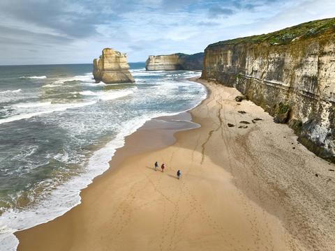 Walk91 at Gibsons Steps 12 Apostles