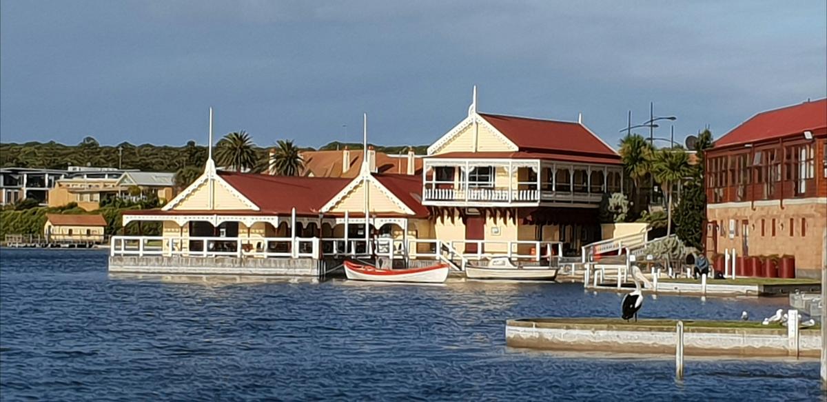 Proudfoots Boathouse...Hopkins River