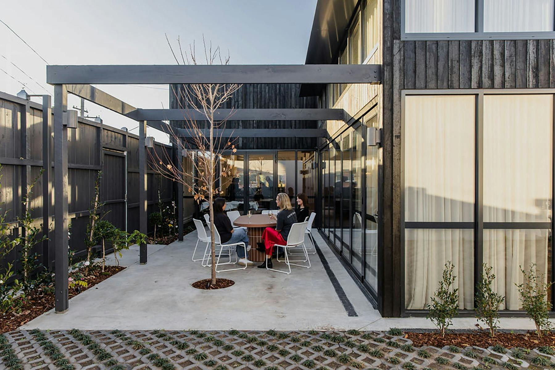 The Retreat Courtyard