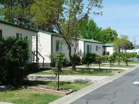 Deluxe Cabin 2 Berth