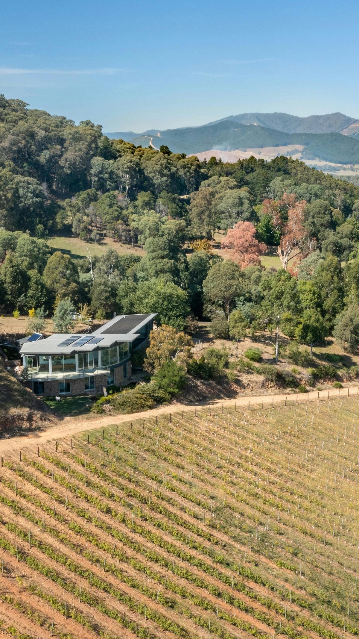 The Vineyard Residence - Feathertop Winery