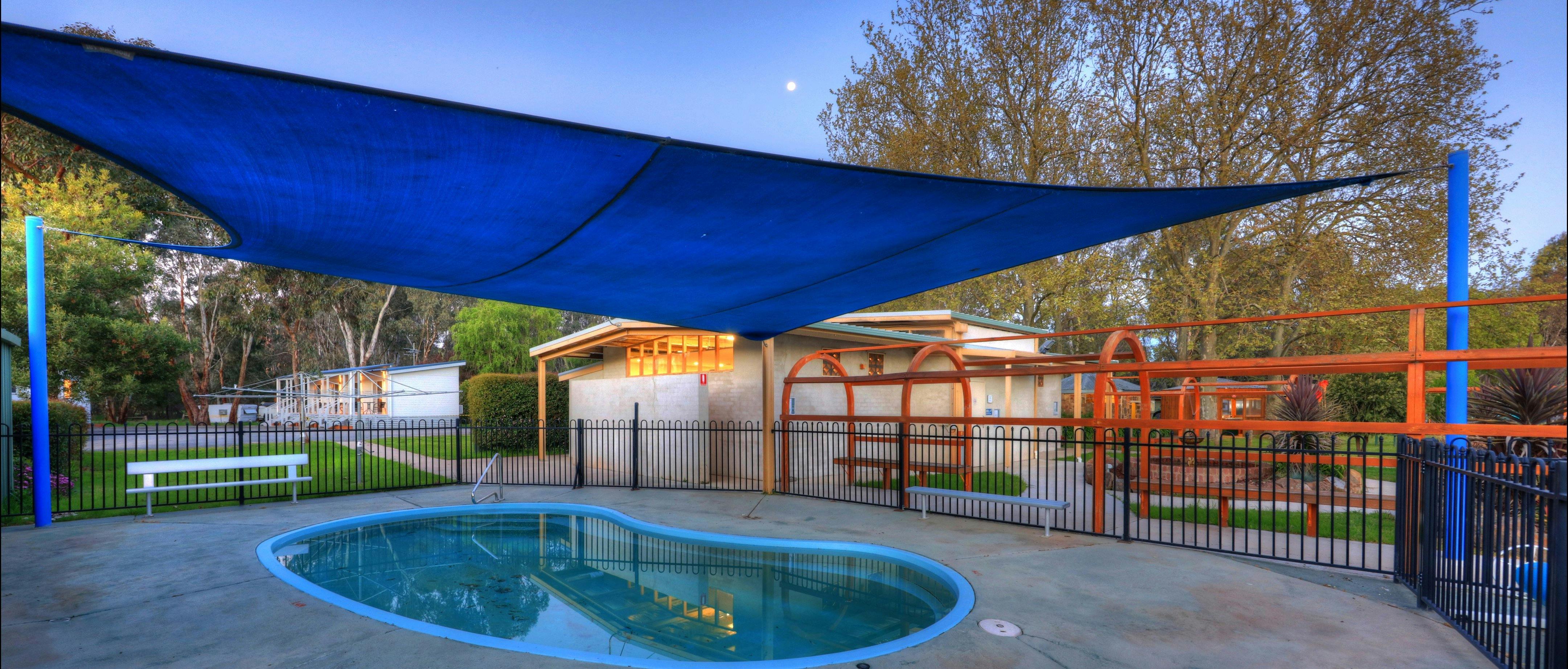Yea Riverside Caravan Park Pool