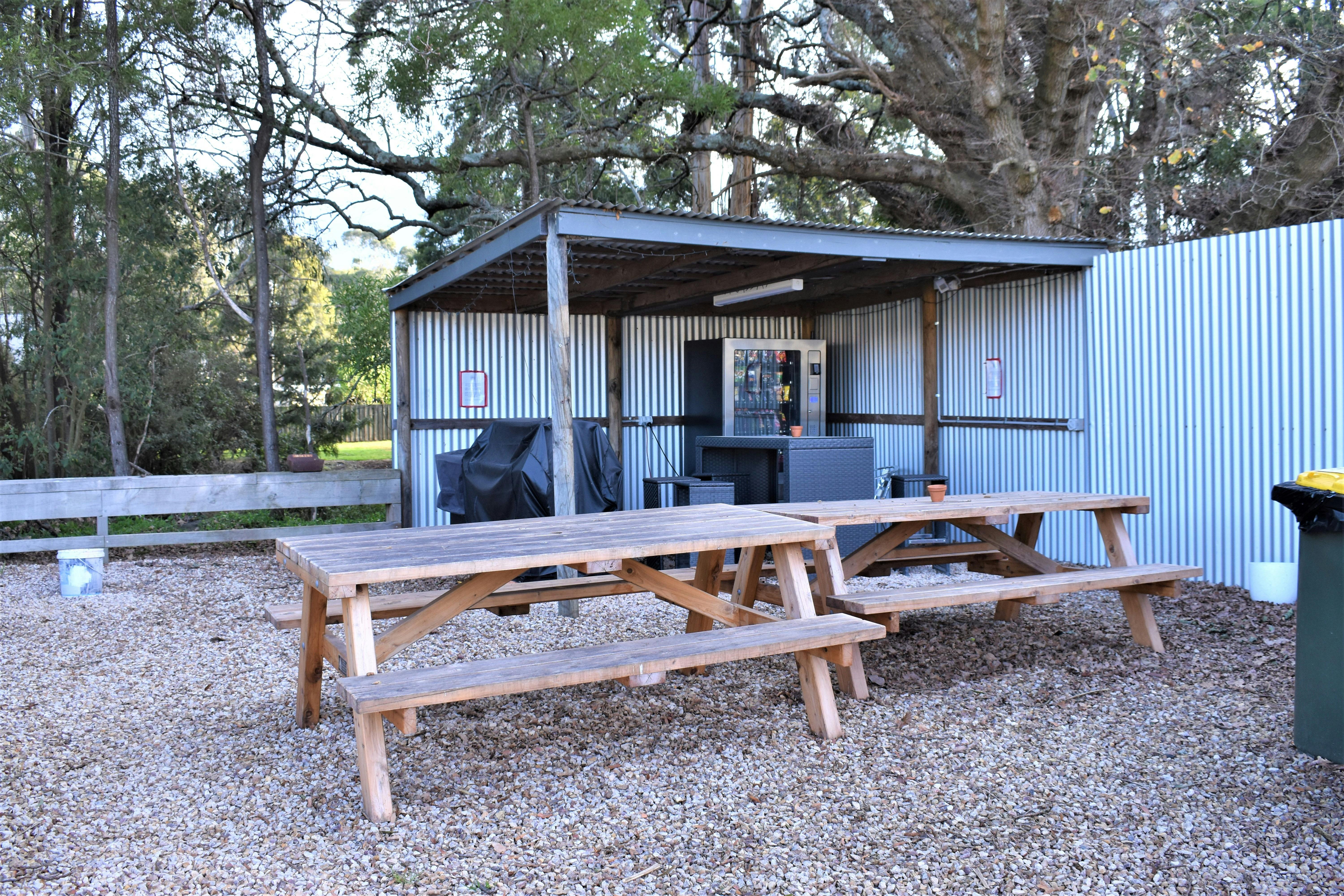 Outdorr seating area, BBQ facilities, Vending Machine 24/7