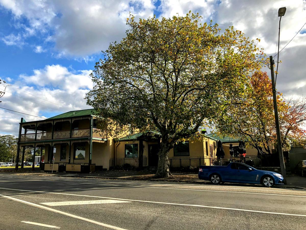 Victoria Hotel Woodend