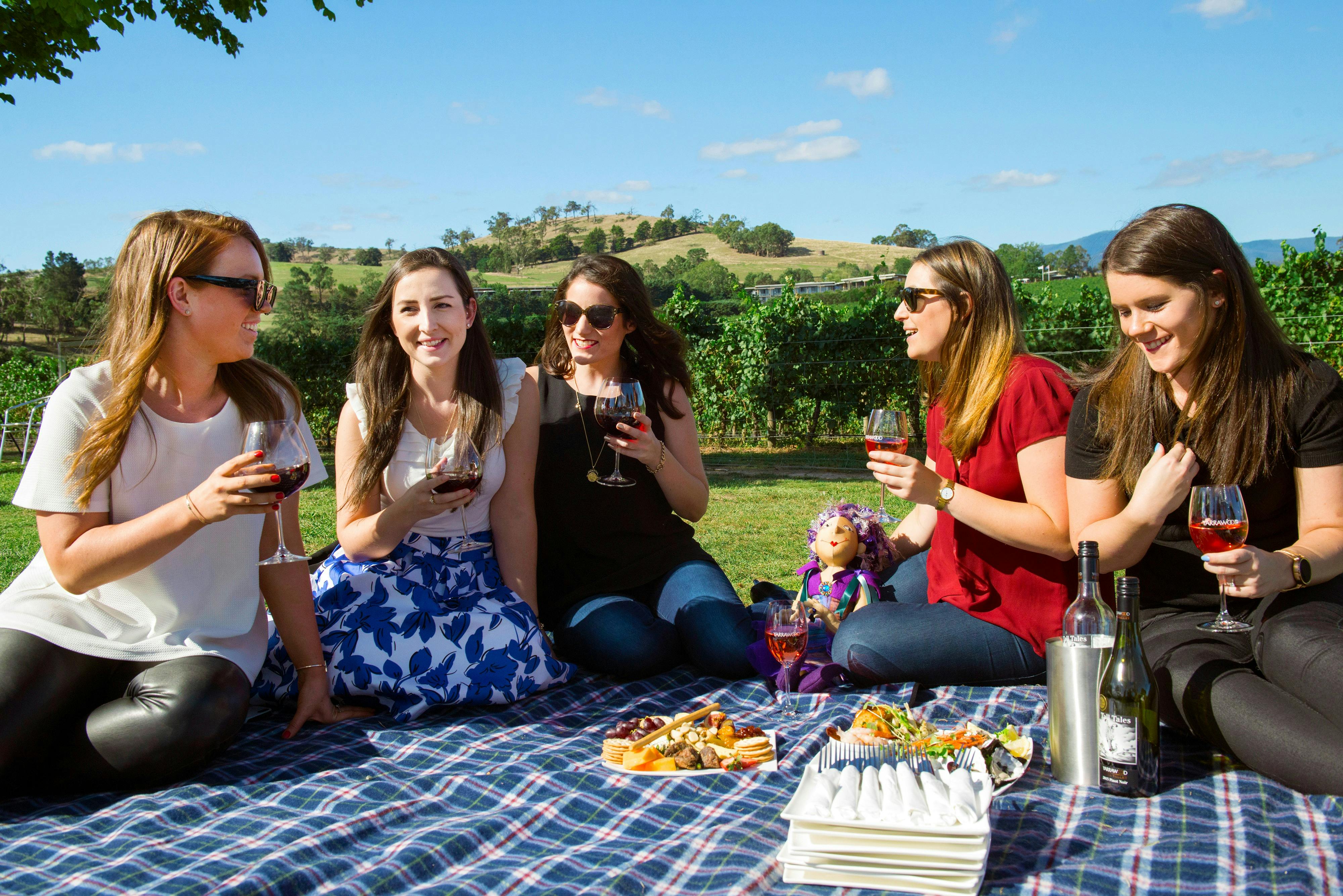 Yarrawood Estate Expansive Lawn Cafe Food Wine