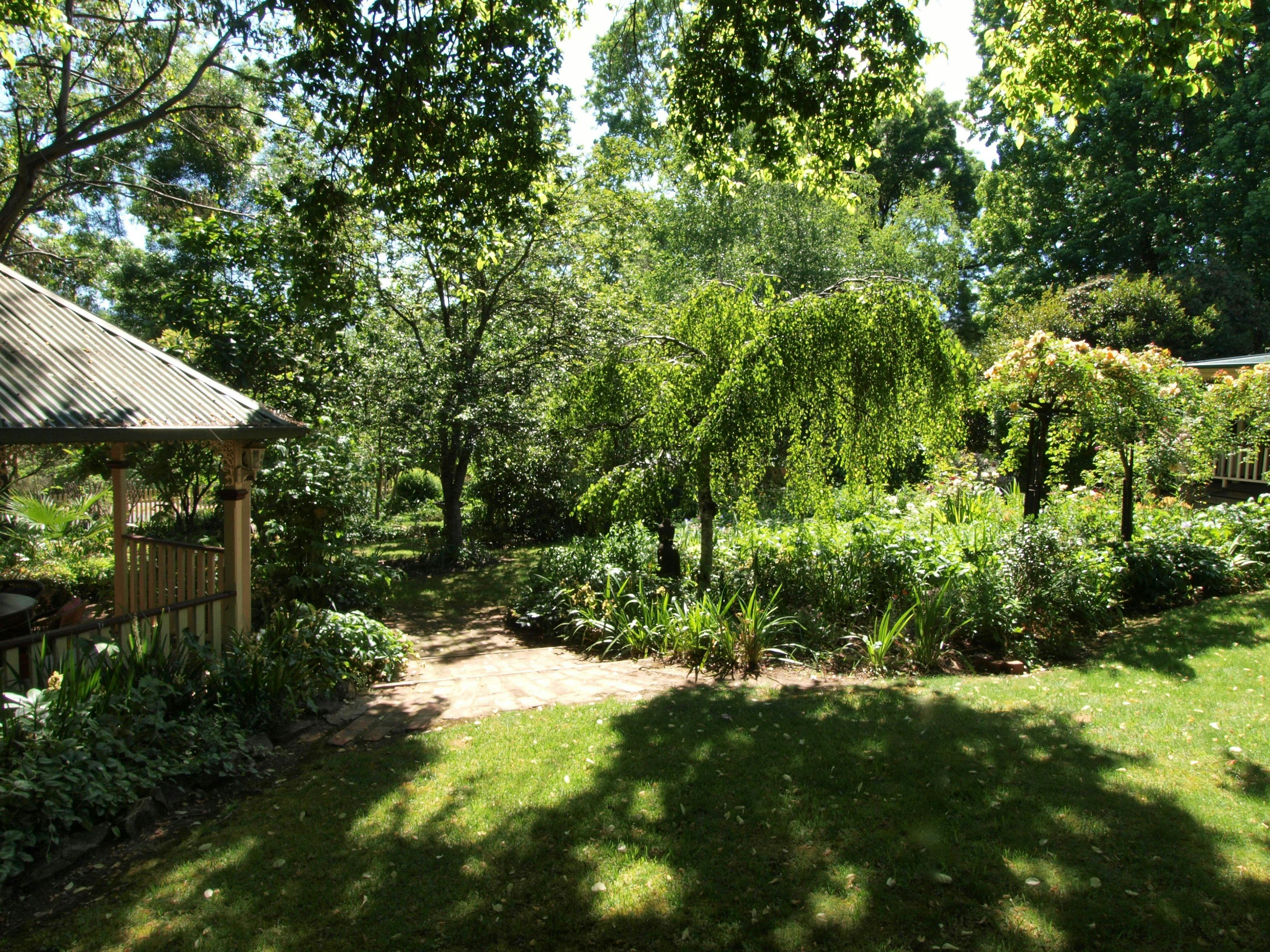 Tiffany's Cottages' Garden