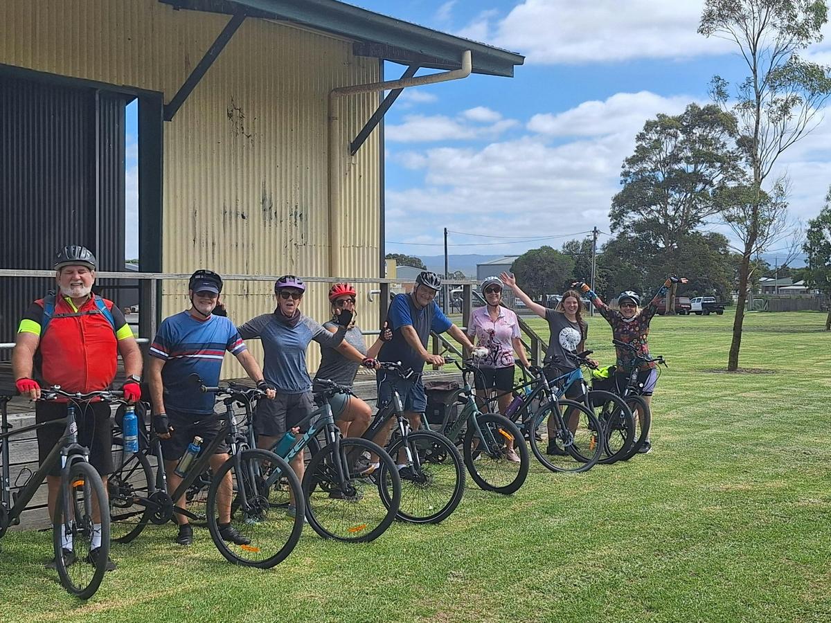 Riders on the Great Southern Rail Trail