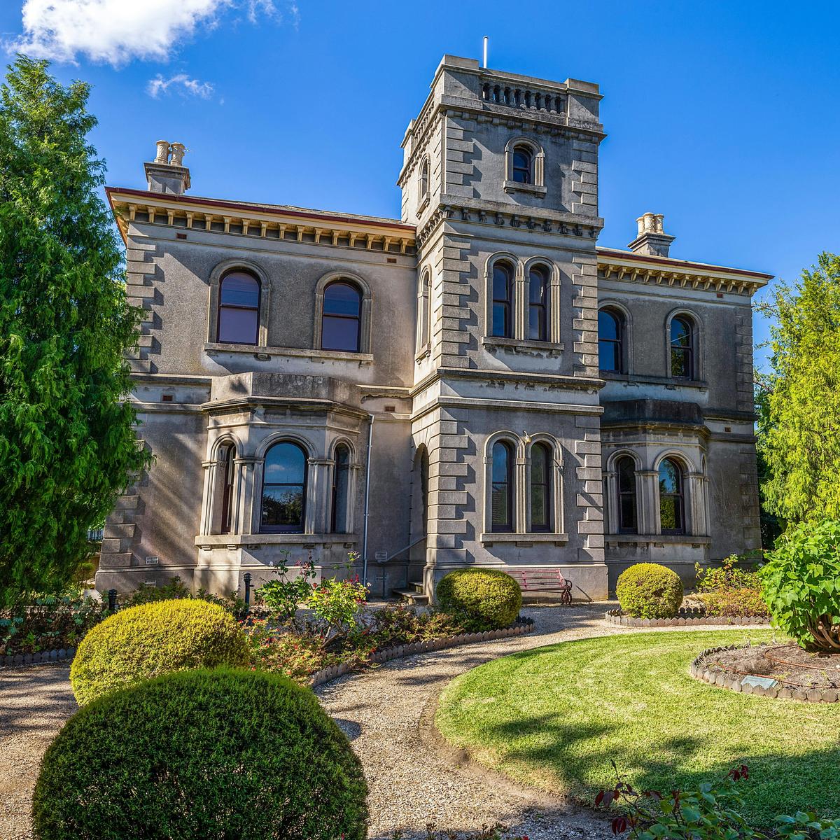 Villa Alba, Kew