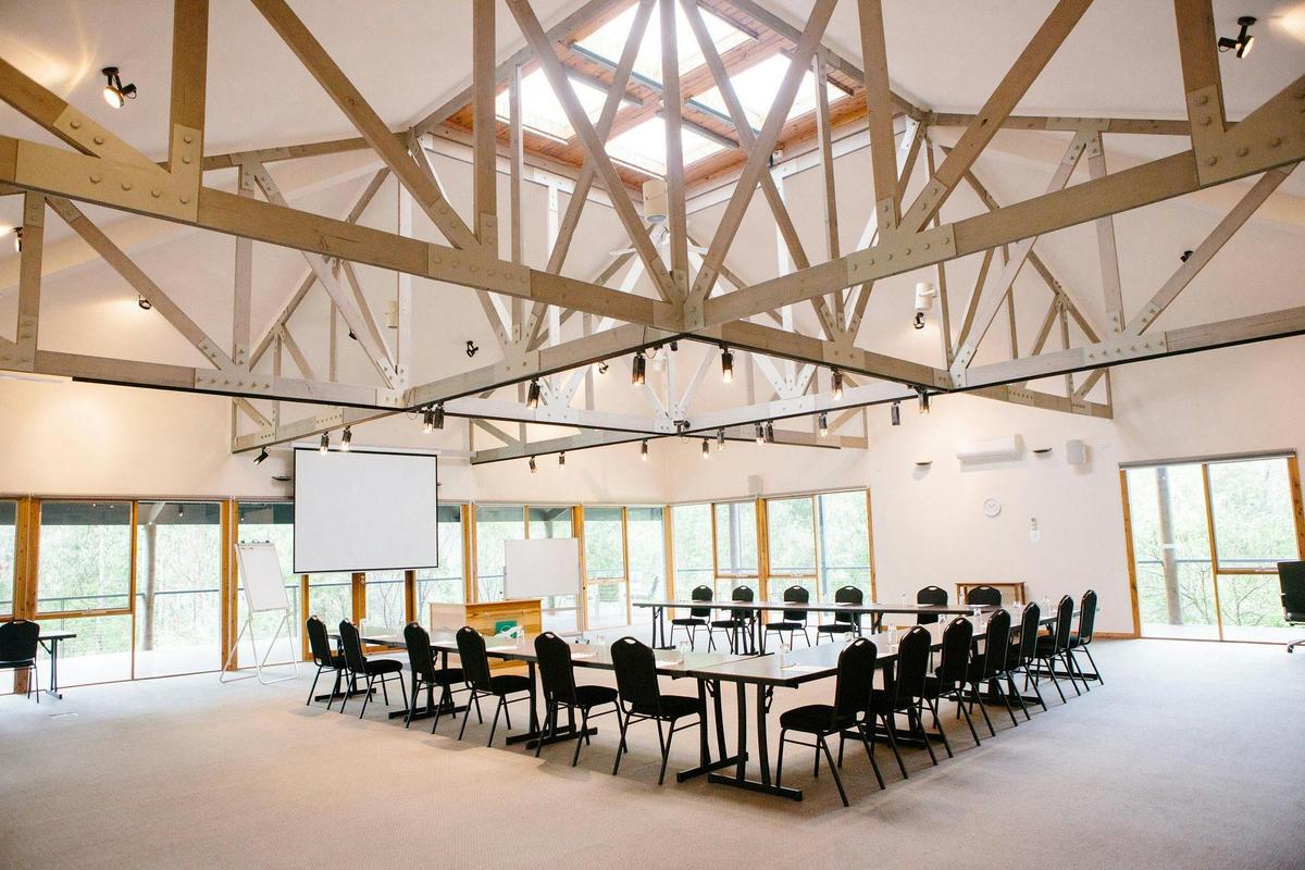 Bright and flexible spaces for meetings, planning sessions, or presentations.