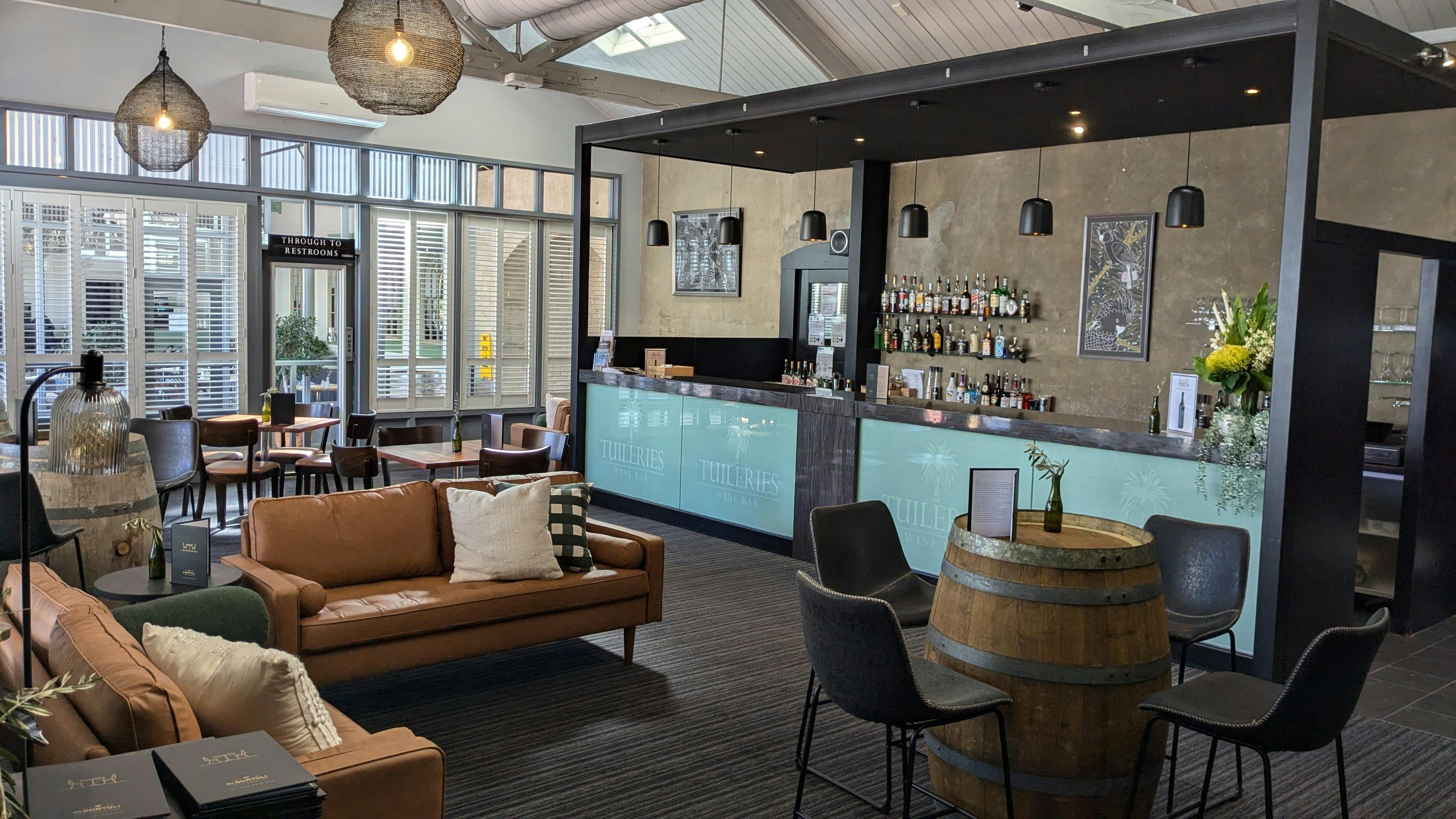 Wine Bar - restaurant De Bortoli Rutherglen