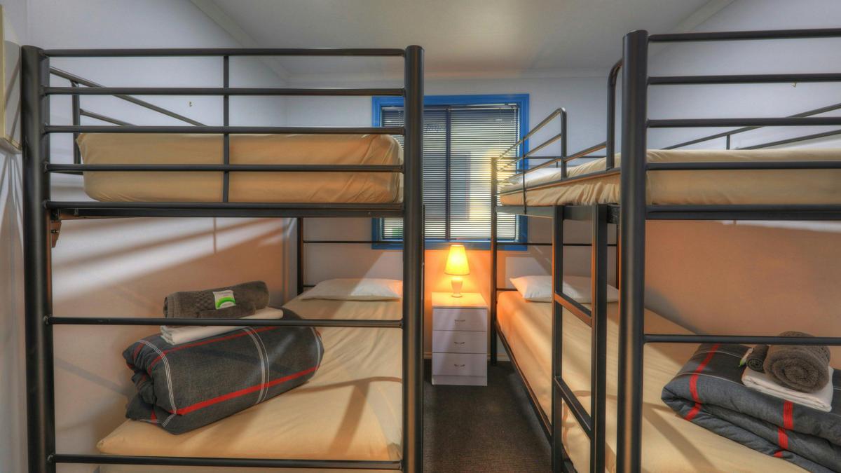 FAMILY CABIN 59 BUNK ROOM