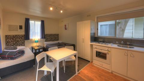 Economy Studio Cabin