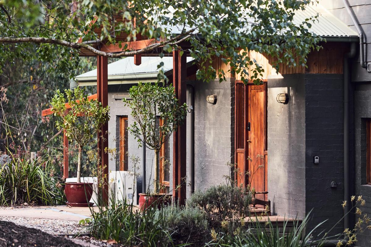Yarradene's welcoming entrance