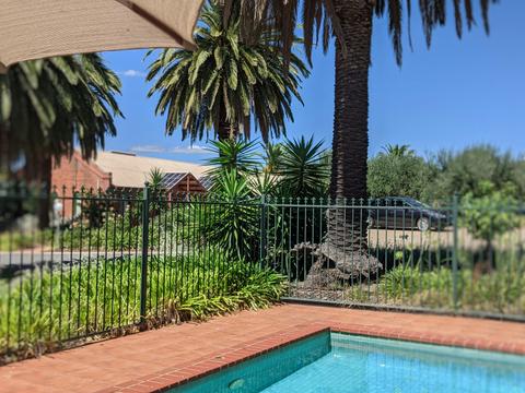 Tuileries at De Bortoli Rutherglen swimming pool