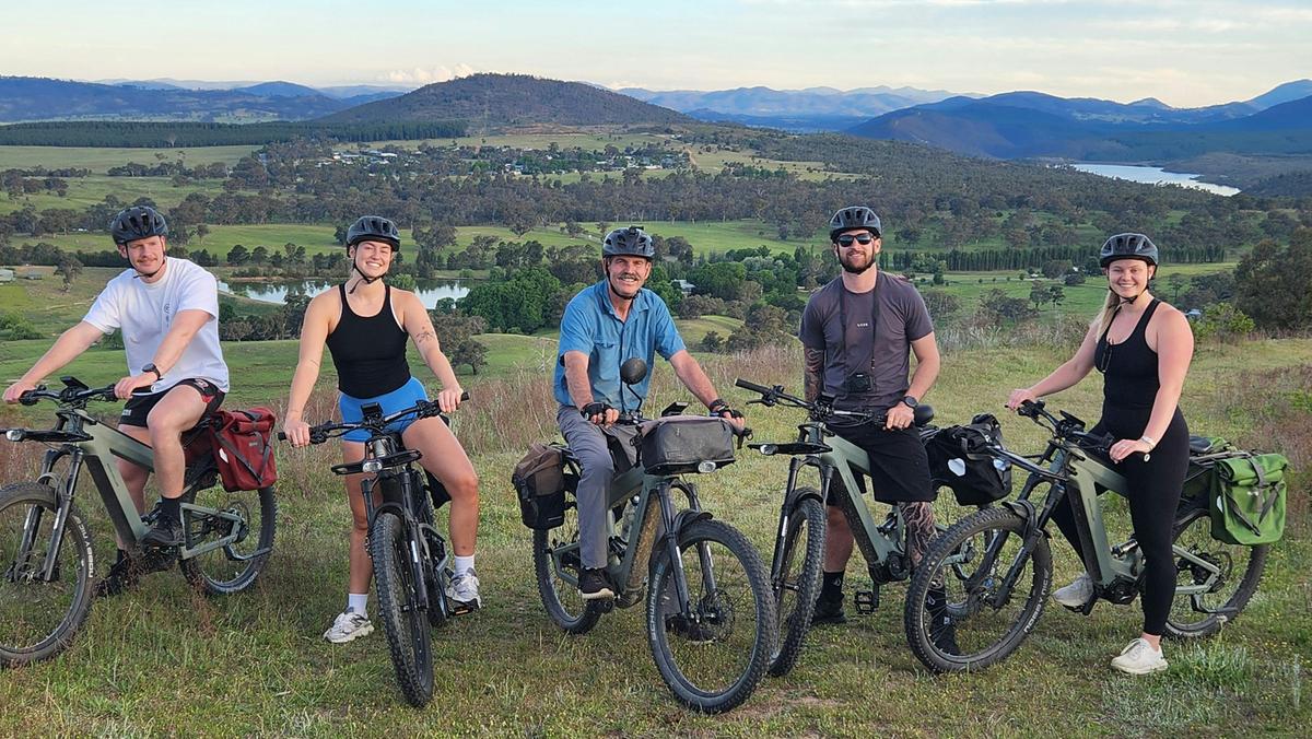 Descover the Beauty of Canberra with friends, adventure, and electric bikes